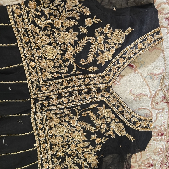 Pakistani Designer Dress Amna Ismail - Picture 4 of 10